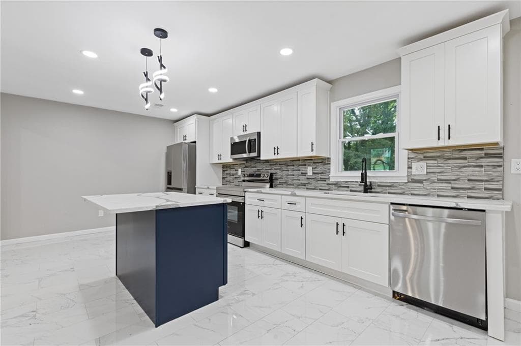 4 bedroom, 3 bathroom, 2,055 sq ft single family residence for sale at 2176 Deer Trail, Suwanee, GA 30024 — photo 8