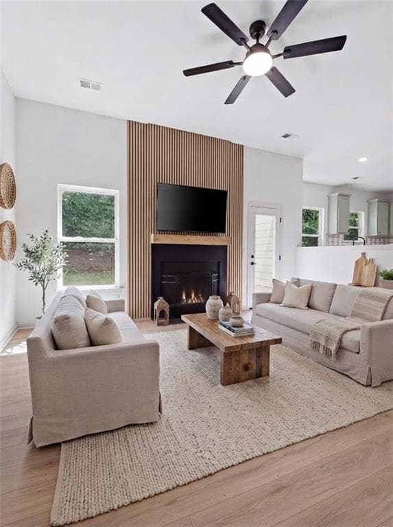 4 bedroom, 3 bathroom, 2,604 sq ft single family residence for sale at 4680 Carver Court, Cumming, GA 30040 — photo 1 of 23