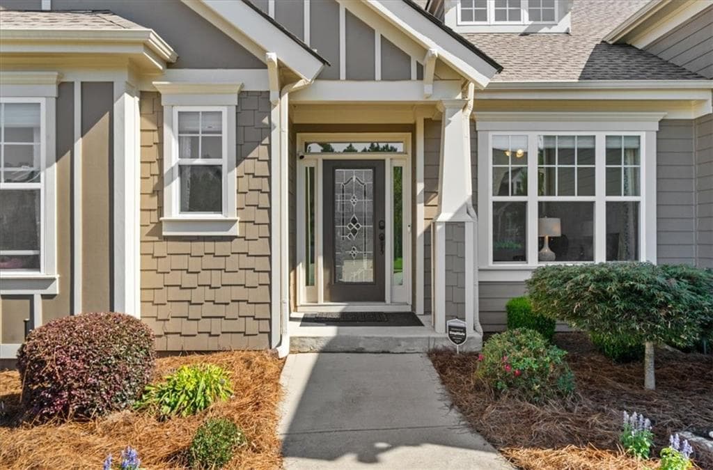 4 bedroom, 4 bathroom, 5,319 sq ft single family residence for sale at 4000 Great Pine Drive, Gainesville, GA 30504 — photo 3
