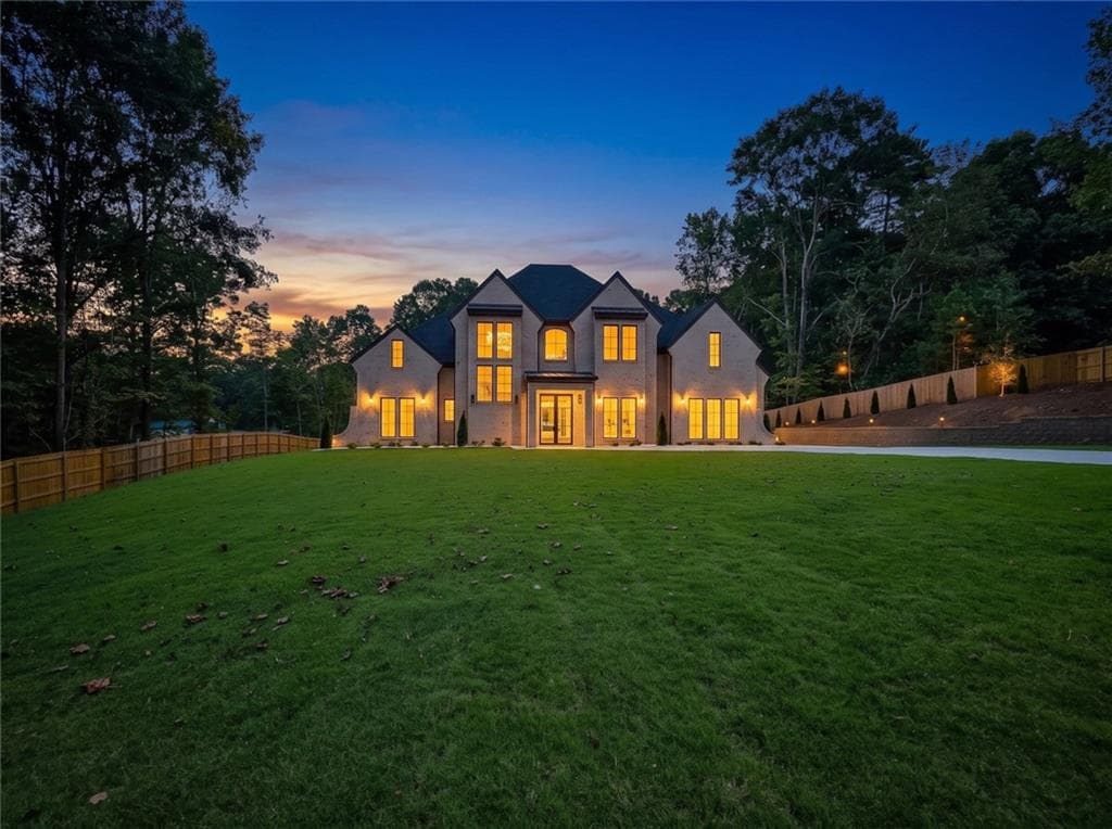 4 bedroom, 6 bathroom, 6,789 sq ft single family residence for sale at 925 Boss Hardy Road, Winder, GA 30680 — photo 3