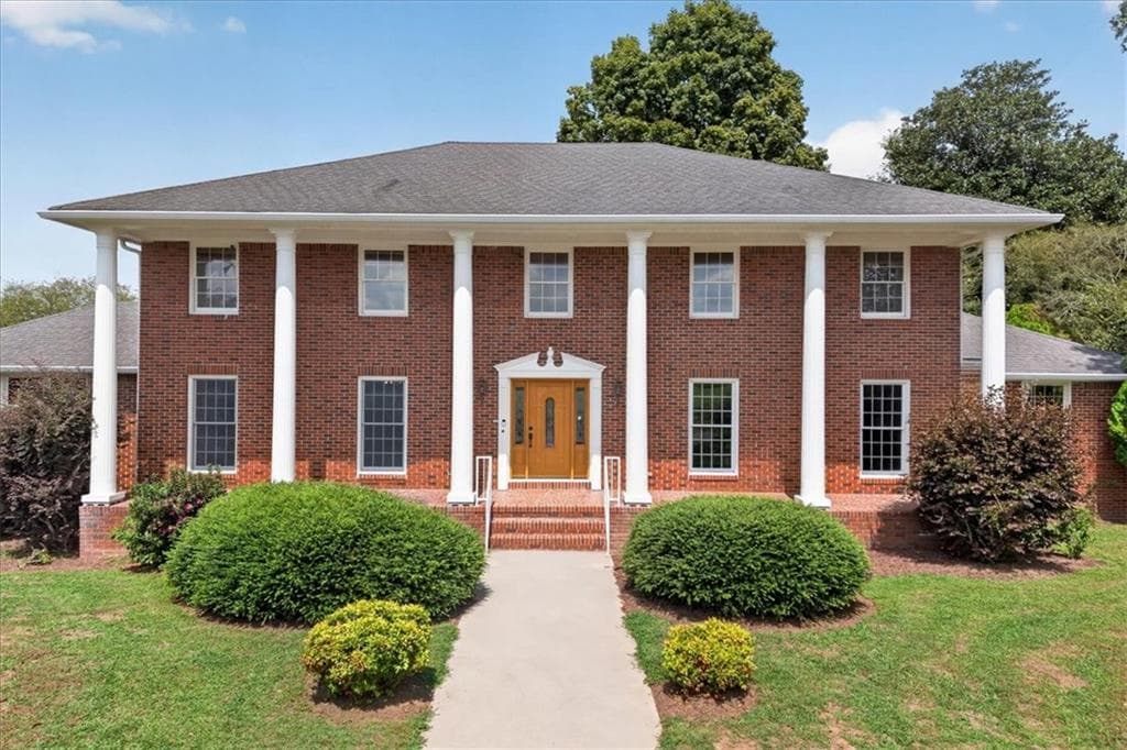 4 bedroom, 4 bathroom, 3,936 sq ft single family residence for sale at 195 River Street, Ellijay, GA 30540