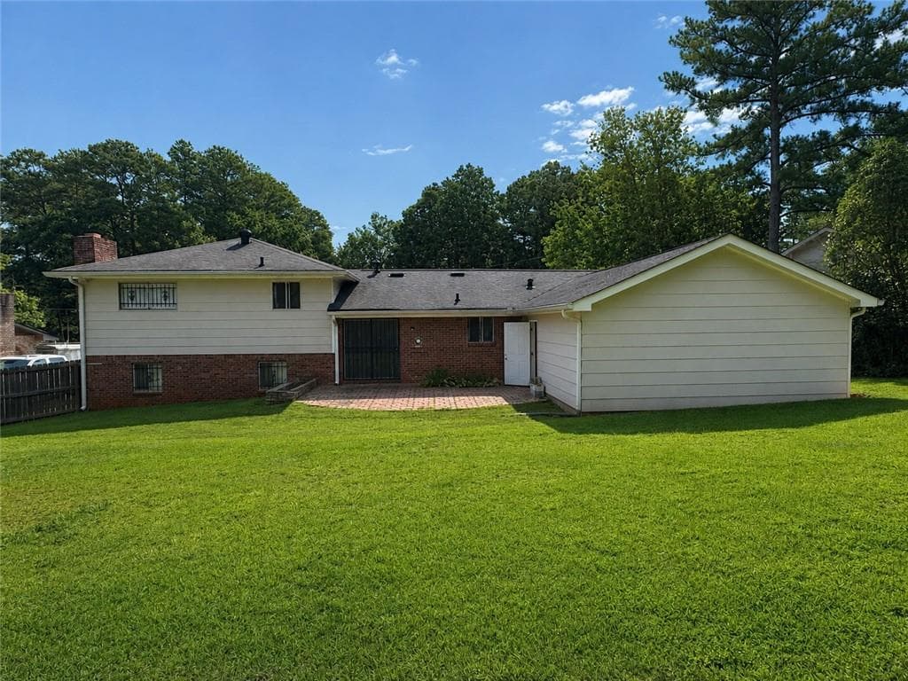 3 bedroom, 2 bathroom, 2,024 sq ft single family residence under contract at 4121 Moore Road, Conley, GA 30288 — photo 2