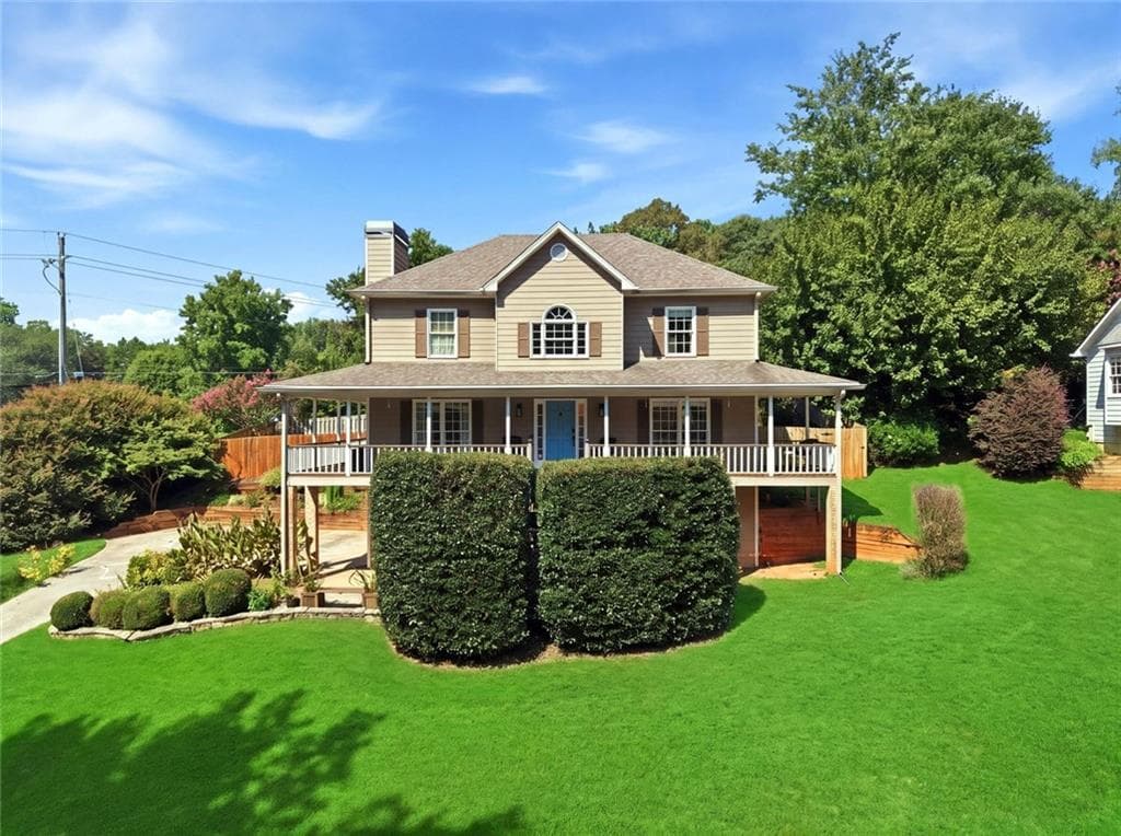 3 bedroom, 3 bathroom, 1,798 sq ft single family residence under contract at 4251 Joshua Way, Kennesaw, GA 30144