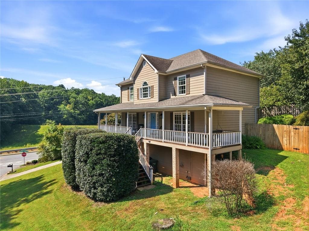 3 bedroom, 3 bathroom, 1,798 sq ft single family residence under contract at 4251 Joshua Way, Kennesaw, GA 30144 — photo 2
