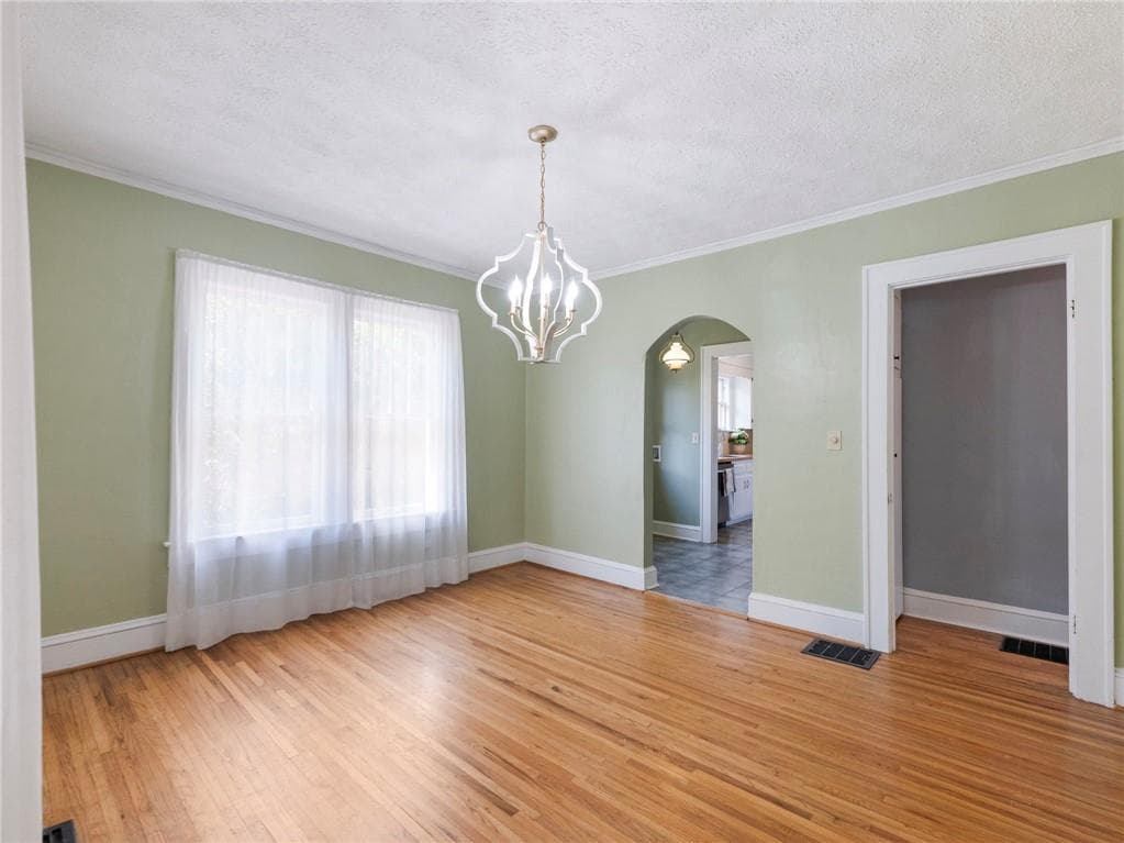 4 bedroom, 3 bathroom, 2,464 sq ft single family residence for sale at 1391 Jefferson Avenue, East Point, GA 30344 — photo 8