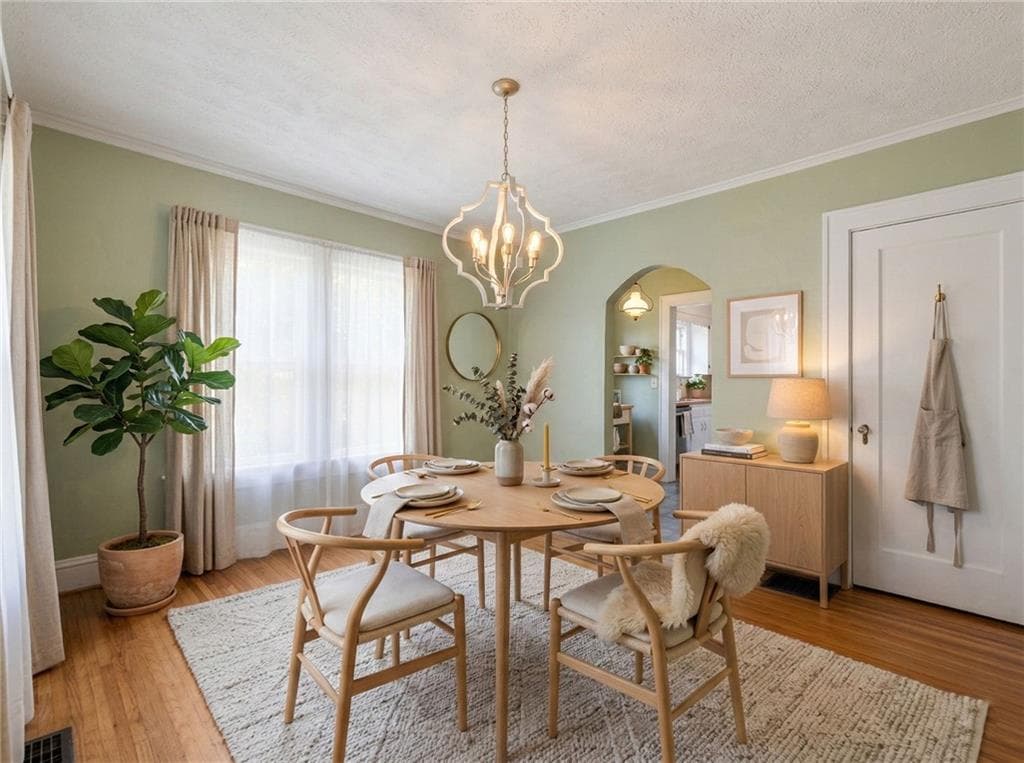 4 bedroom, 3 bathroom, 2,464 sq ft single family residence for sale at 1391 Jefferson Avenue, East Point, GA 30344 — photo 9