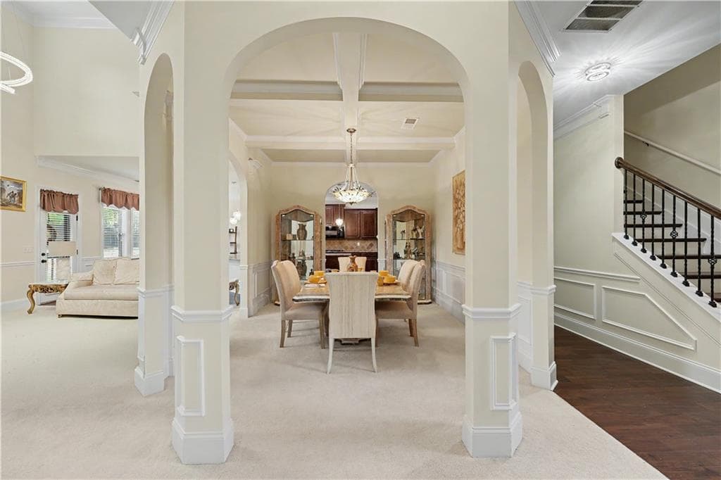 7 bedroom, 5 bathroom, 6,505 sq ft single family residence for sale at 264 Learwood Lane, Atlanta, GA 30349 — photo 6