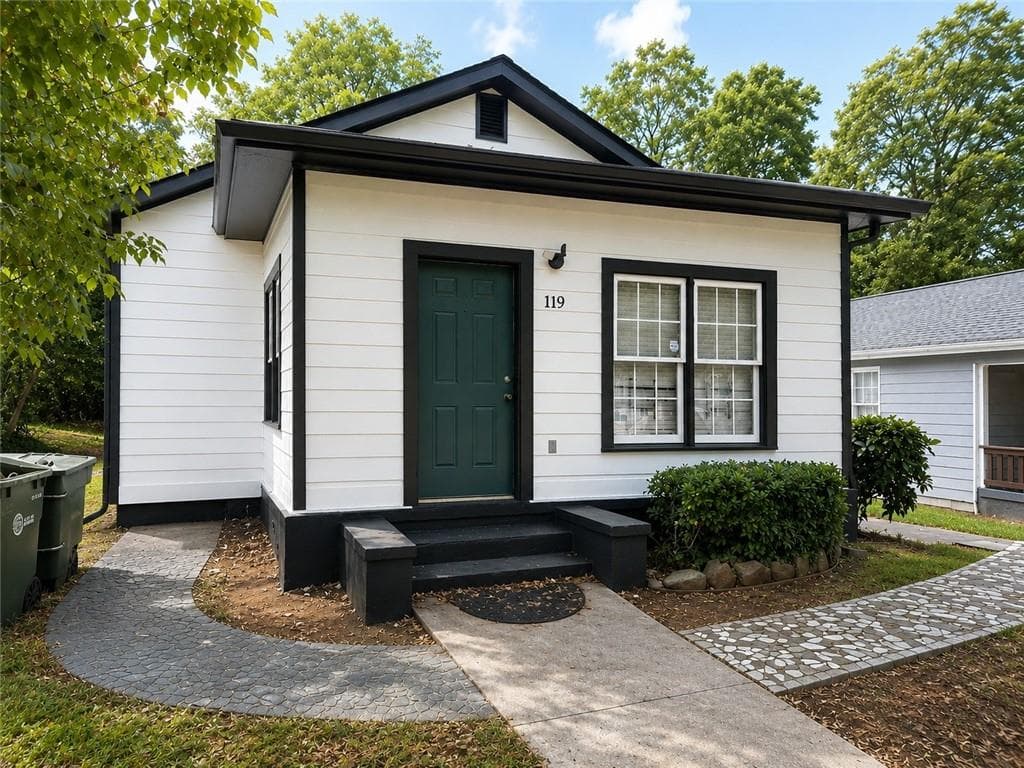 other for sale at 119 Ozone Street, Atlanta, GA 30314 — photo 1 of 32