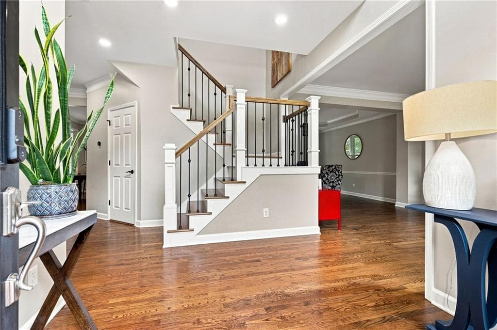 4 bedroom, 3 bathroom, 3,215 sq ft single family residence for sale at 3038 Tottenham Lane, Marietta, GA 30064 — photo 9