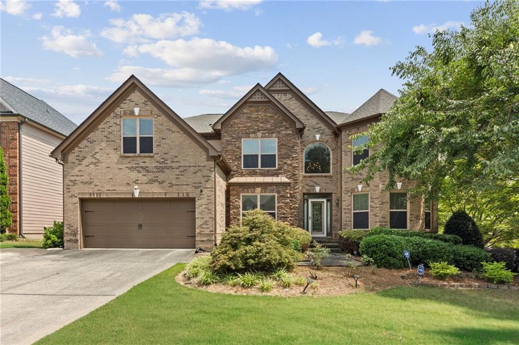 6 bedroom, 5 bathroom, 4,808 sq ft single family residence under contract at 2971 Mccannon Mill Drive, Dacula, GA 30019