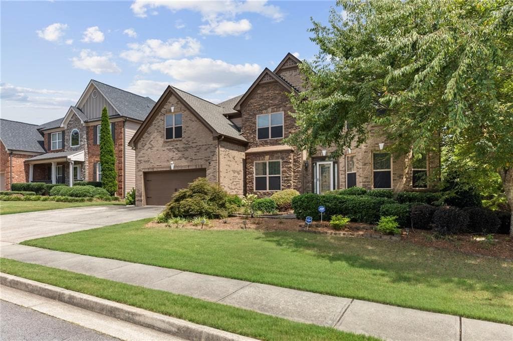 6 bedroom, 5 bathroom, 4,808 sq ft single family residence under contract at 2971 Mccannon Mill Drive, Dacula, GA 30019 — photo 2