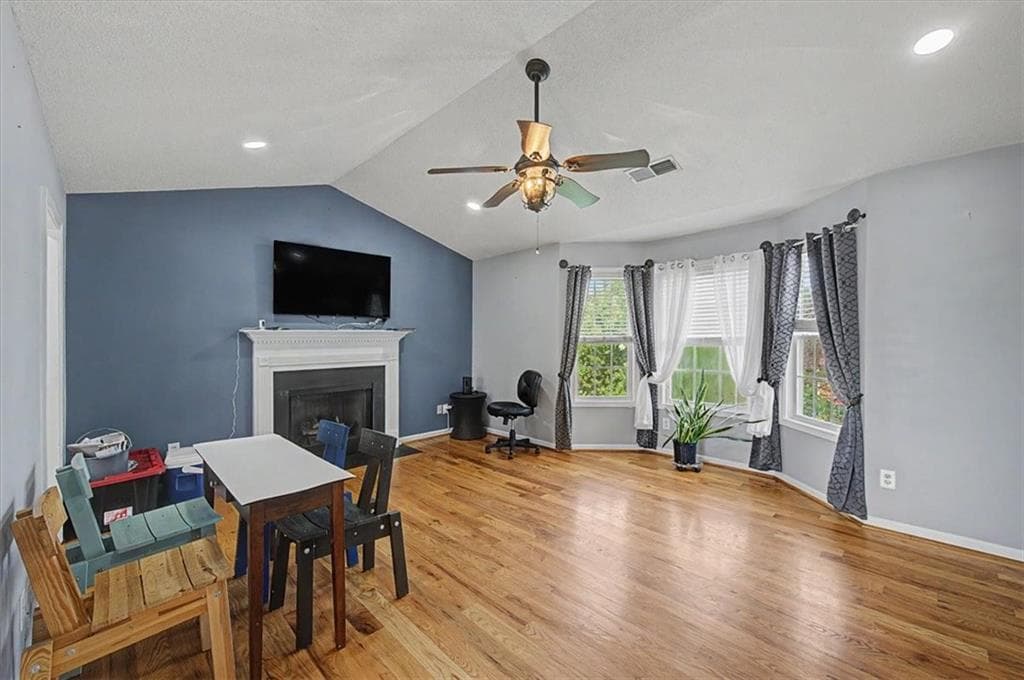 4 bedroom, 3 bathroom, 2,026 sq ft single family residence for sale at 30 Indian Hills Drive, Rydal, GA 30171 — photo 4
