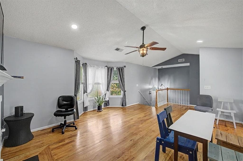 4 bedroom, 3 bathroom, 2,026 sq ft single family residence for sale at 30 Indian Hills Drive, Rydal, GA 30171 — photo 5
