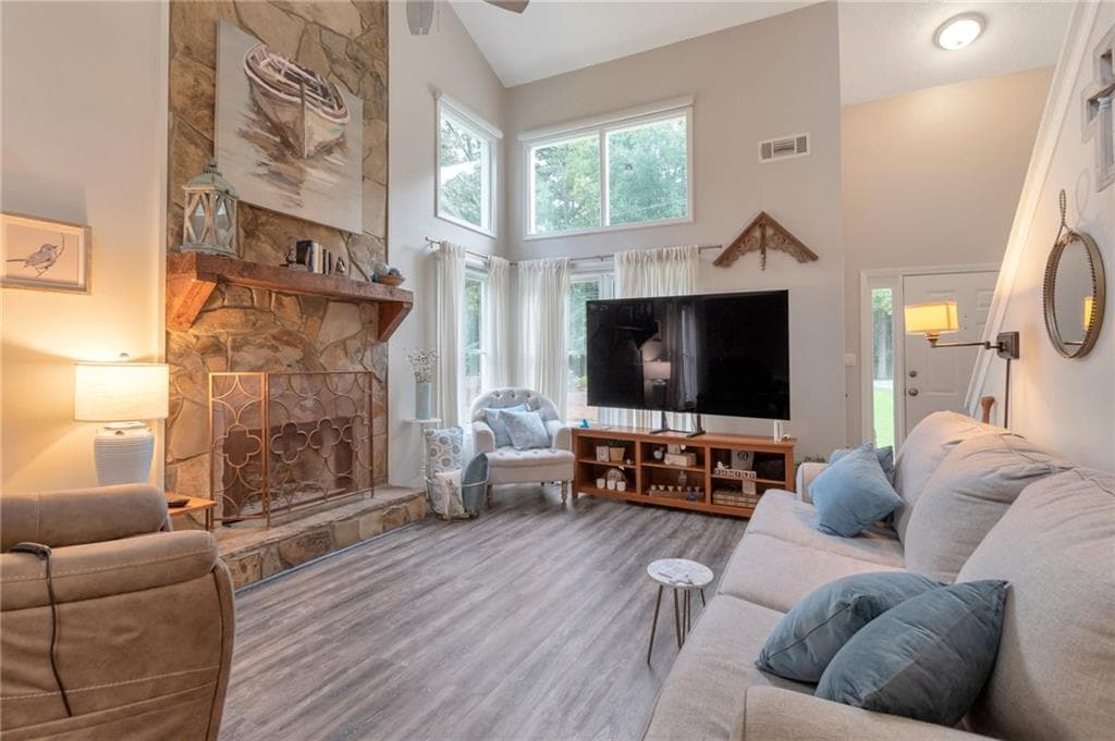 3 bedroom, 2 bathroom, 1,262 sq ft single family residence under contract at 146 Johns Bluff, Auburn, GA 30011 — photo 6