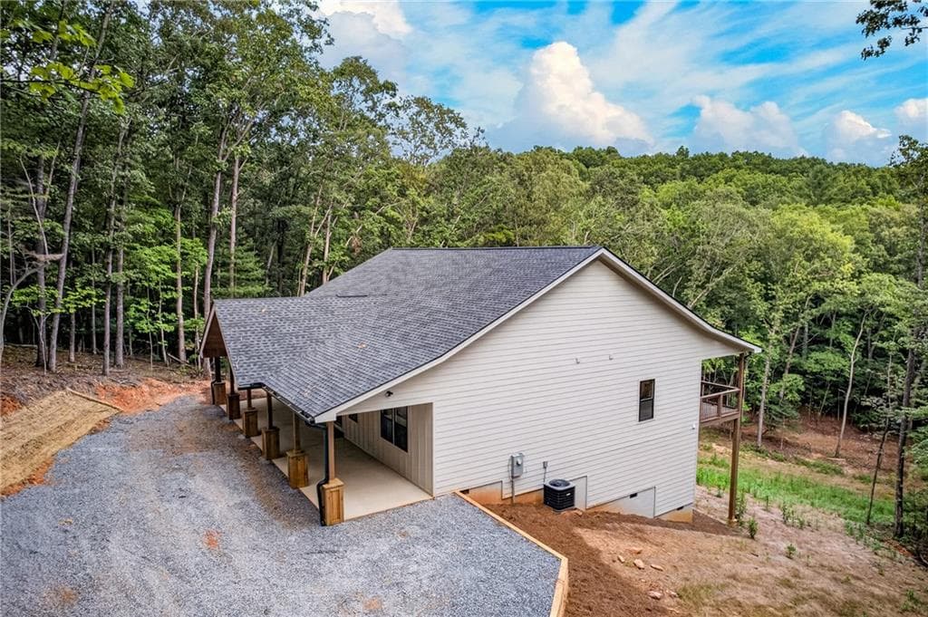 3 bedroom, 2 bathroom, 1,920 sq ft single family residence for sale at 1030 Old Flat Branch Rd, Ellijay, GA 30540 — photo 7