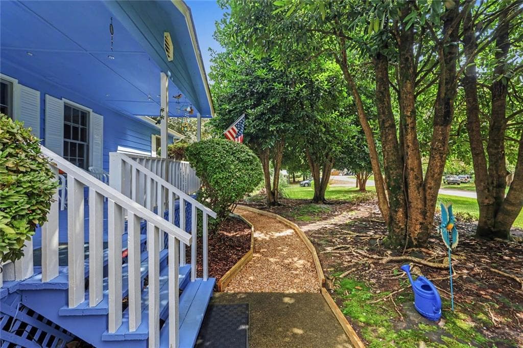 3 bedroom, 2 bathroom, 1,128 sq ft single family residence for sale at 107 Pine Haven Drive, Carrollton, GA 30116 — photo 7