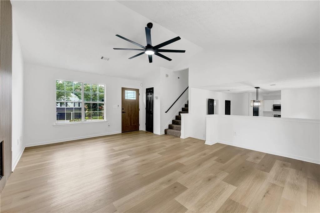 3 bedroom, 3 bathroom, 1,500 sq ft single family residence under contract at 1972 Banks Way, Atlanta, GA 30349 — photo 6
