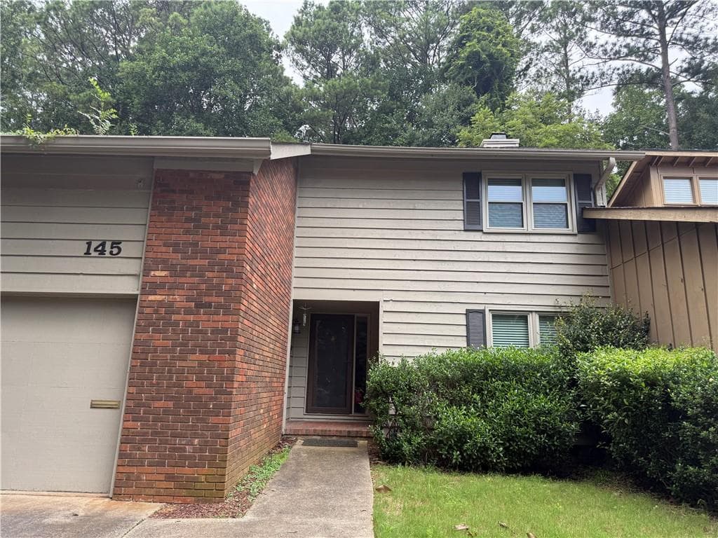 4 bedroom, 2 bathroom, 1,734 sq ft townhouse for rent at 145 Starboard Point, Roswell, GA 30076 for $2,950 a month