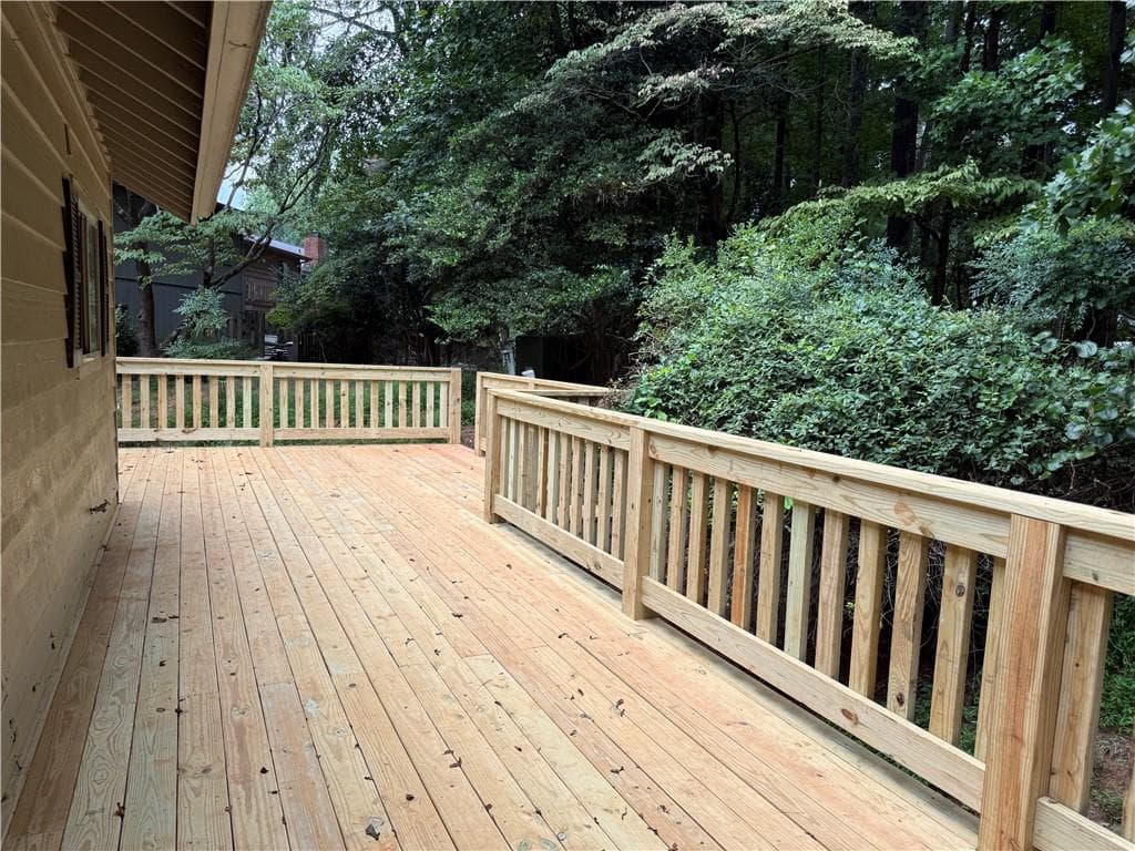 4 bedroom, 2 bathroom, 1,734 sq ft townhouse for rent at 145 Starboard Point, Roswell, GA 30076 for $2,750 a month — photo 2