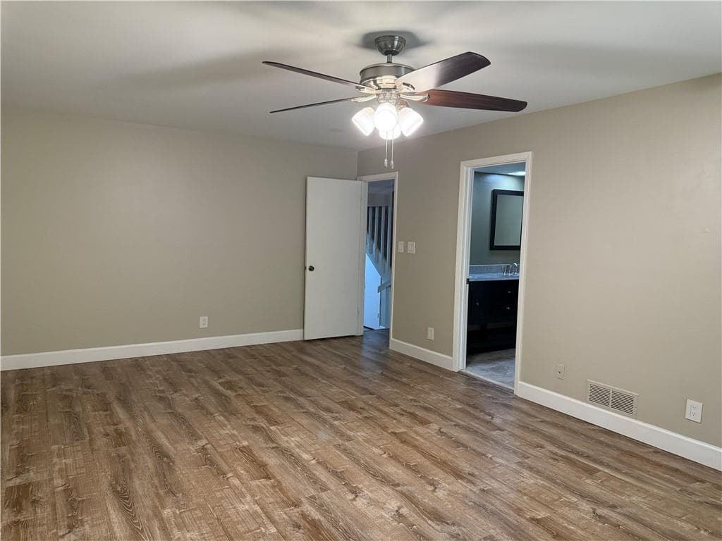 4 bedroom, 2 bathroom, 1,734 sq ft townhouse for rent at 145 Starboard Point, Roswell, GA 30076 for $2,750 a month — photo 8