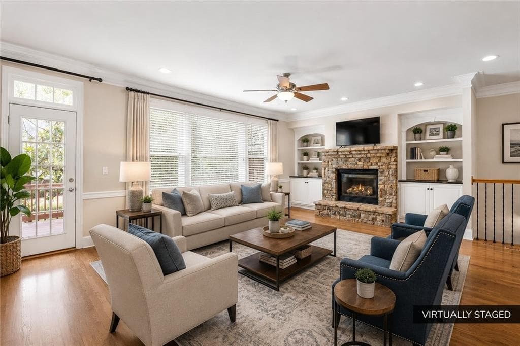 4 bedroom, 4 bathroom, 2,750 sq ft townhouse for sale at 1507 Legacy Cove Lane, Roswell, GA 30075 — photo 2