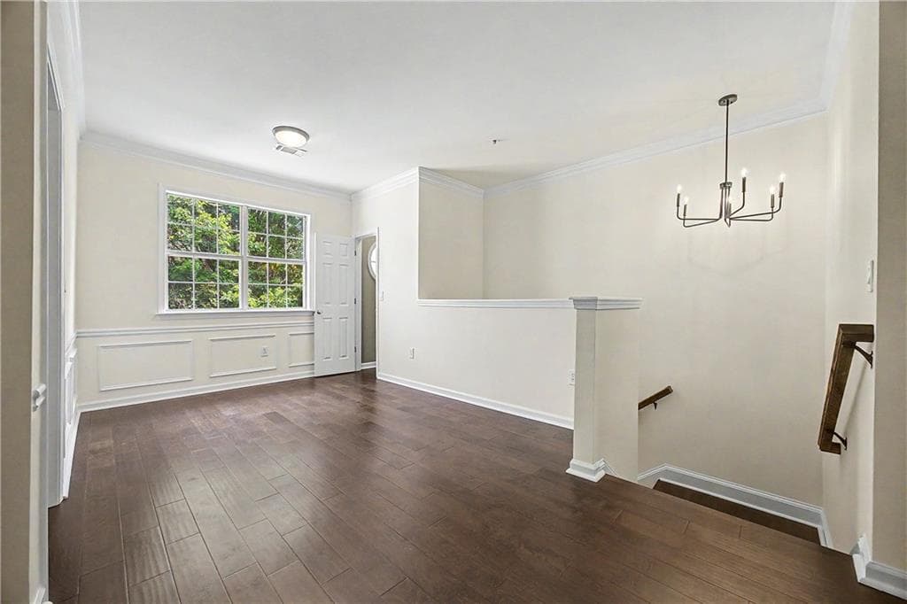 2 bedroom, 2 bathroom, 1,434 sq ft condominium for sale at 2400 Cumberland Parkway 622, Atlanta, GA 30339 — photo 4