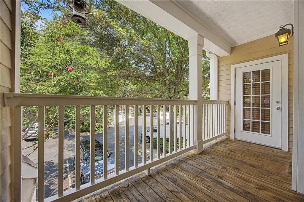 2 bedroom, 2 bathroom, 1,434 sq ft condominium for sale at 2400 Cumberland Parkway 622, Atlanta, GA 30339 — photo 8