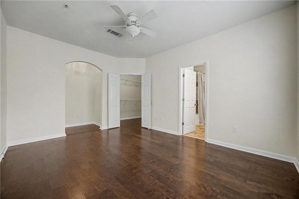 2 bedroom, 2 bathroom, 1,434 sq ft condominium for sale at 2400 Cumberland Parkway 622, Atlanta, GA 30339 — photo 10