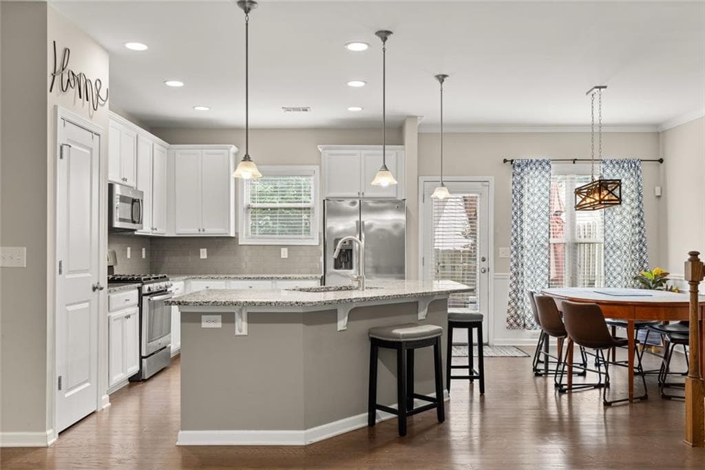 3 bedroom, 3 bathroom, 1,976 sq ft townhouse for sale at 7071 Elmwood Ridge Court, Atlanta, GA 30340 — photo 10