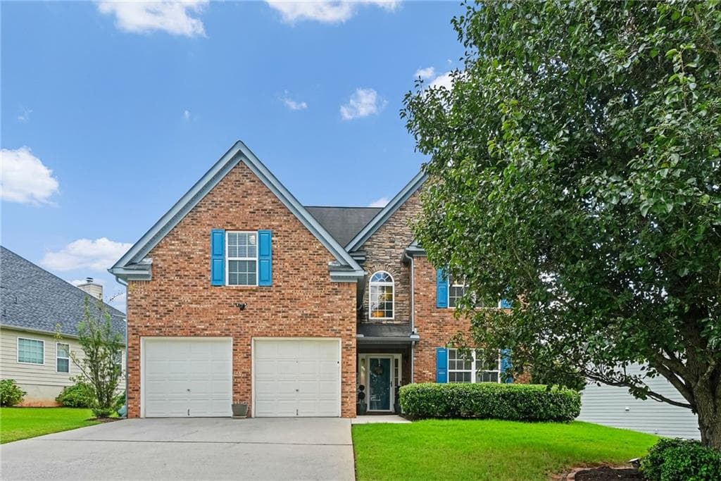5 bedroom, 3 bathroom, 3,140 sq ft single family residence for sale at 3415 Ashford Loop, Ellenwood, GA 30294 — photo 2