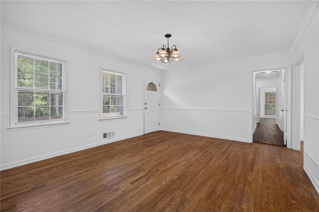 3 bedroom, 2 bathroom, 2,666 sq ft single family residence for rent at 3292 Holly Springs Road, Marietta, GA 30062 for $2,300 a month — photo 6