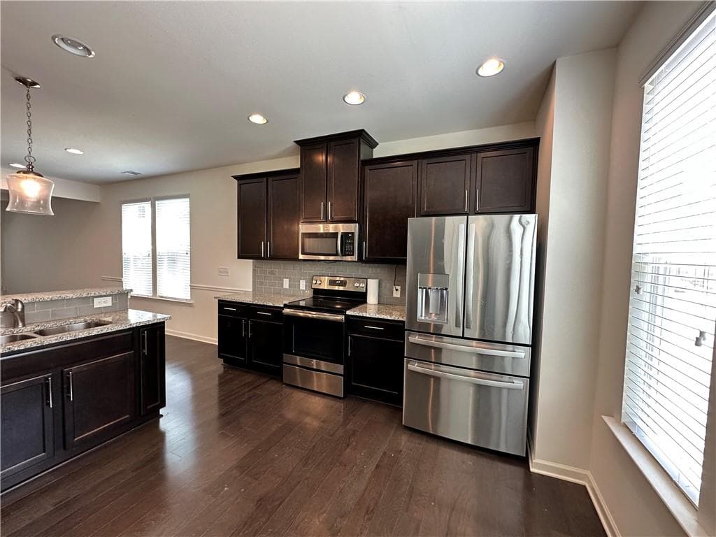 4 bedroom, 4 bathroom, 2,227 sq ft townhouse for rent at 4302 Morning View, Stone Mountain, GA 30083 for $2,595 a month — photo 5
