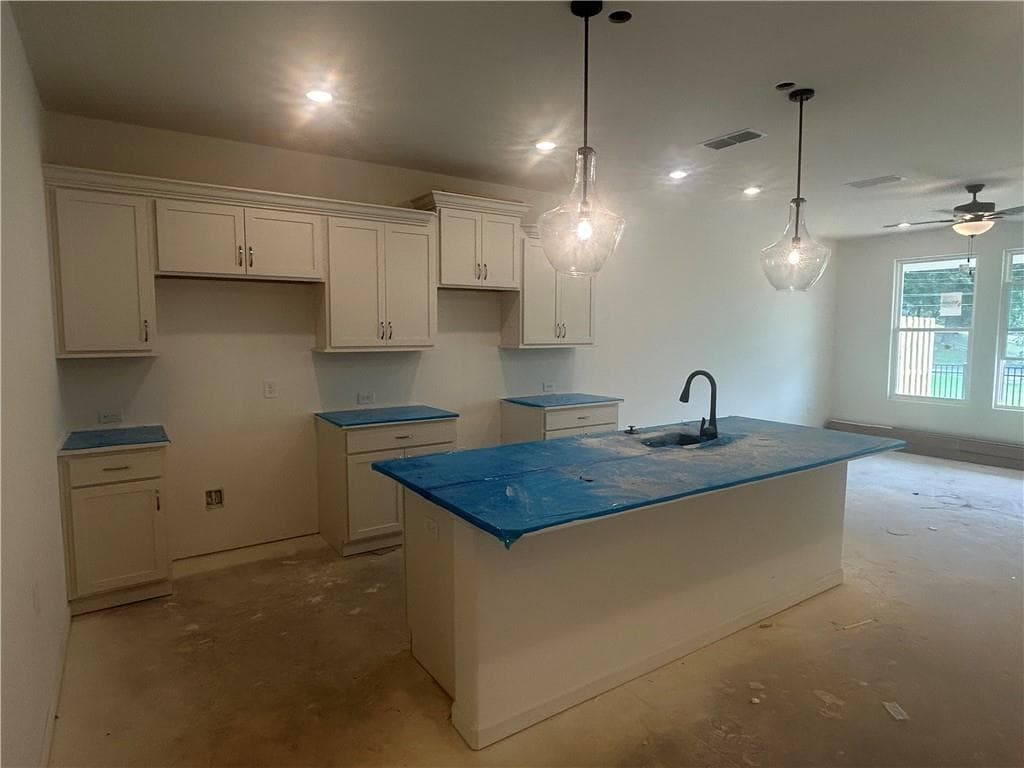2 bedroom, 2 bathroom, 1,627 sq ft townhouse under contract at 122 Harmony Circle, Cartersville, GA 30120 — photo 5