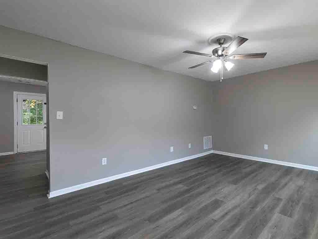 2 bedroom, 3 bathroom, 1,276 sq ft townhouse under contract at 4040 Laurie Jo Drive, Marietta, GA 30008 — photo 10