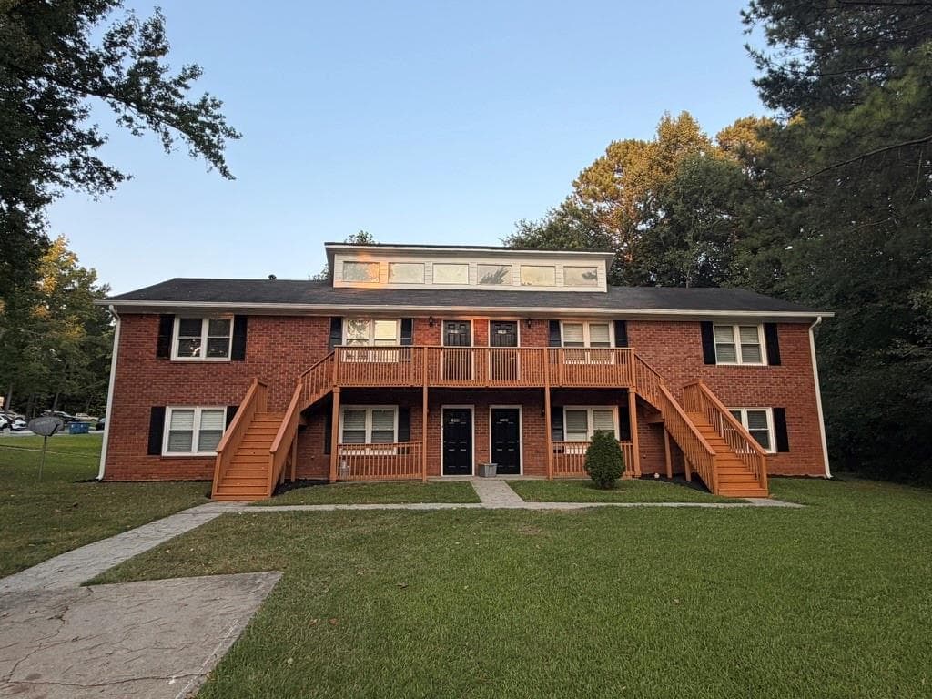 2 bedroom, 1 bathroom, 2,148 sq ft quadruplex for rent at 1988 Patterson Court 1994, Lawrenceville, GA 30044 for $1,500 a month — photo 1 of 30