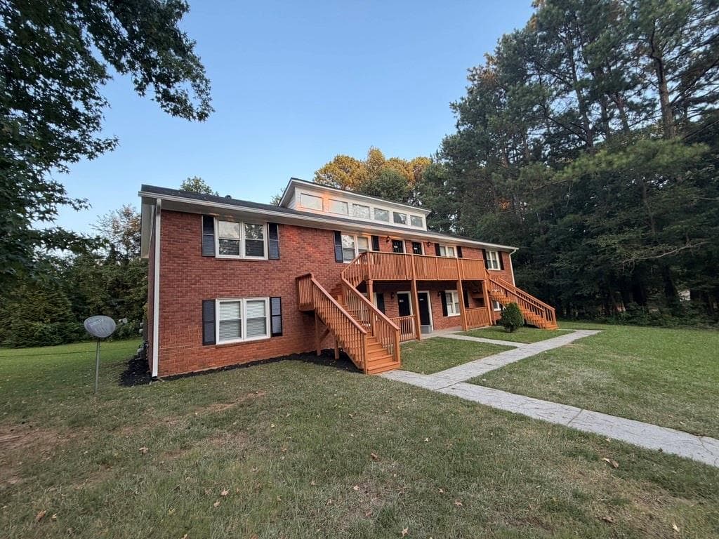 2 bedroom, 1 bathroom, 2,148 sq ft quadruplex for rent at 1988 Patterson Court 1994, Lawrenceville, GA 30044 for $1,500 a month — photo 6