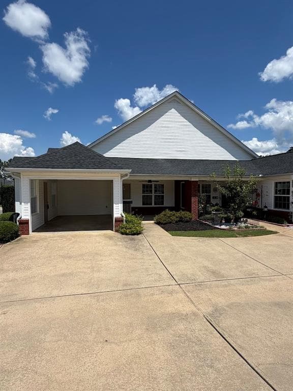 2 bedroom, 2 bathroom, 1,002 sq ft condominium for sale at 150 Old Mill Road 311, Cartersville, GA 30120