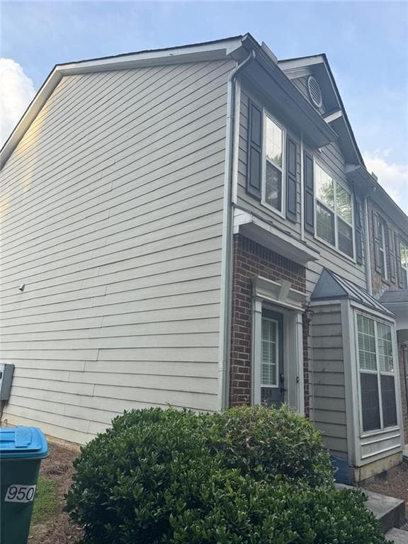 2 bedroom, 3 bathroom, 1,244 sq ft townhouse for rent at 950 Redwood Drive, Norcross, GA 30093 for $1,750 a month — photo 10