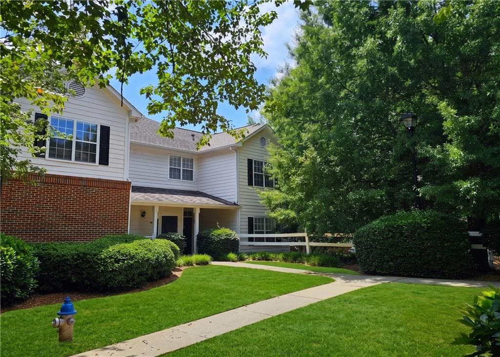 2 bedroom, 2 bathroom, 1,278 sq ft condominium for rent at 210 Spring Heights Lane 2, Smyrna, GA 30080 for $2,250 a month — photo 1 of 35