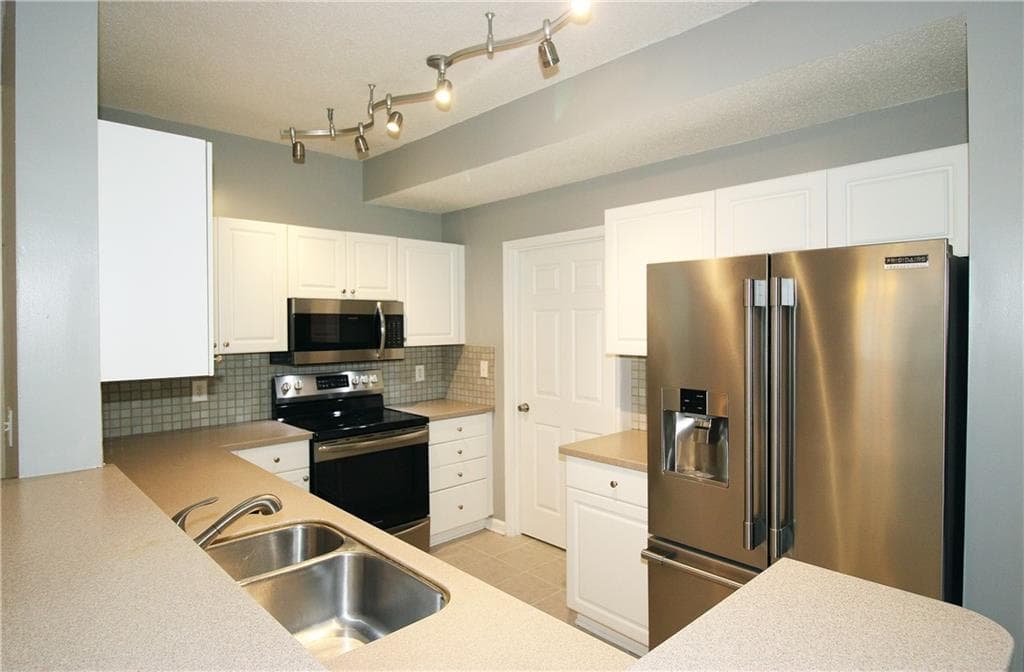 2 bedroom, 2 bathroom, 1,278 sq ft condominium for rent at 210 Spring Heights Lane 2, Smyrna, GA 30080 for $2,250 a month — photo 10