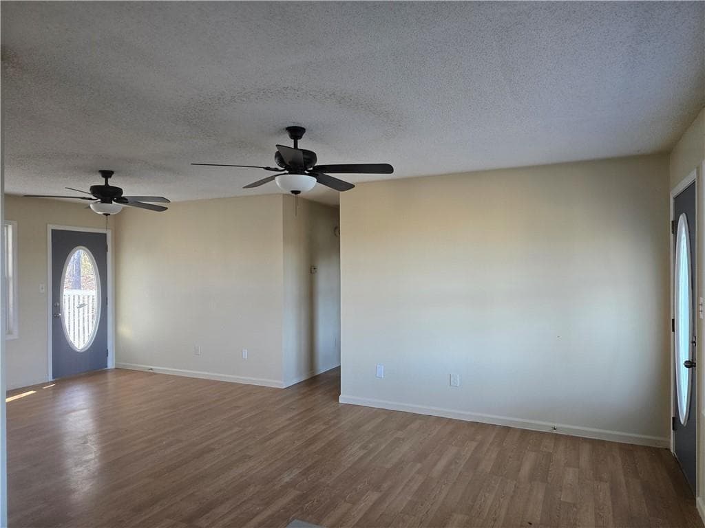 4 bedroom, 2 bathroom, 1,200 sq ft single family residence for sale at 1610 Mulberry Rock Road, Dallas, GA 30157 — photo 3
