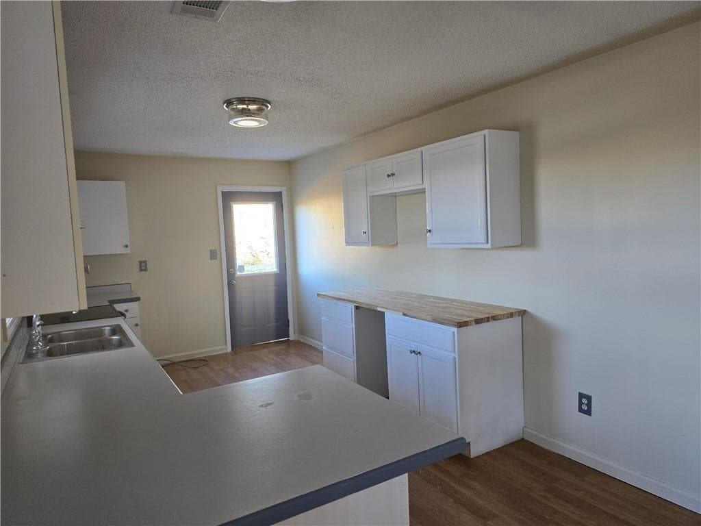 4 bedroom, 2 bathroom, 1,200 sq ft single family residence for sale at 1610 Mulberry Rock Road, Dallas, GA 30157 — photo 5