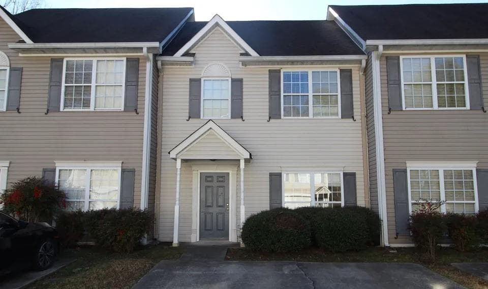 2 bedroom, 3 bathroom, 1,092 sq ft home for sale at 103 Dodd Blvd Se, Rome, GA