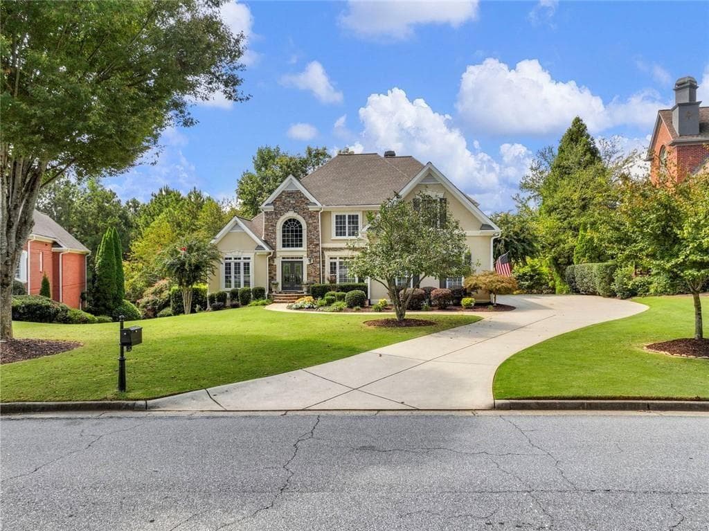 4 bedroom, 7 bathroom, 5,546 sq ft single family residence for sale at 1415 Elgin Way, Cumming, GA 30041 — photo 2