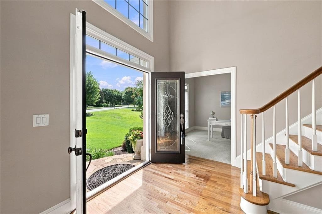 4 bedroom, 7 bathroom, 5,546 sq ft single family residence for sale at 1415 Elgin Way, Cumming, GA 30041 — photo 4