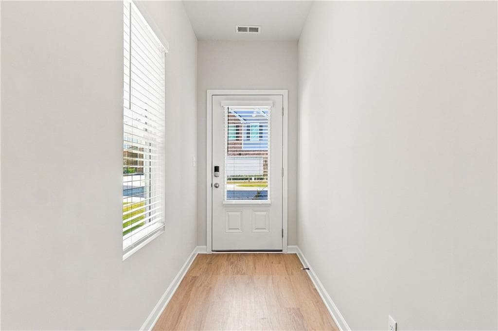 4 bedroom, 3 bathroom, 1,805 sq ft townhouse for rent at 387 Lanier Circle, Woodstock, GA 30189 for $2,400 a month — photo 3