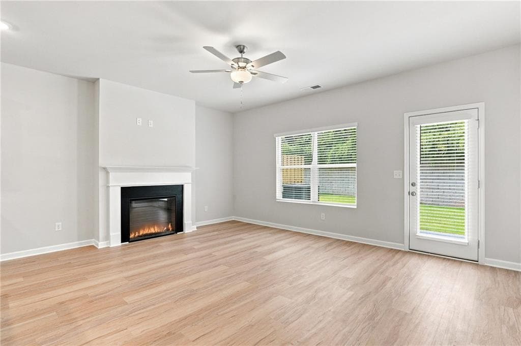 4 bedroom, 3 bathroom, 1,805 sq ft townhouse for rent at 387 Lanier Circle, Woodstock, GA 30189 for $2,400 a month — photo 5