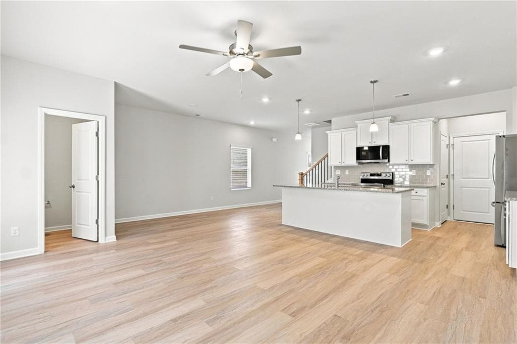 4 bedroom, 3 bathroom, 1,805 sq ft townhouse for rent at 387 Lanier Circle, Woodstock, GA 30189 for $2,400 a month — photo 7