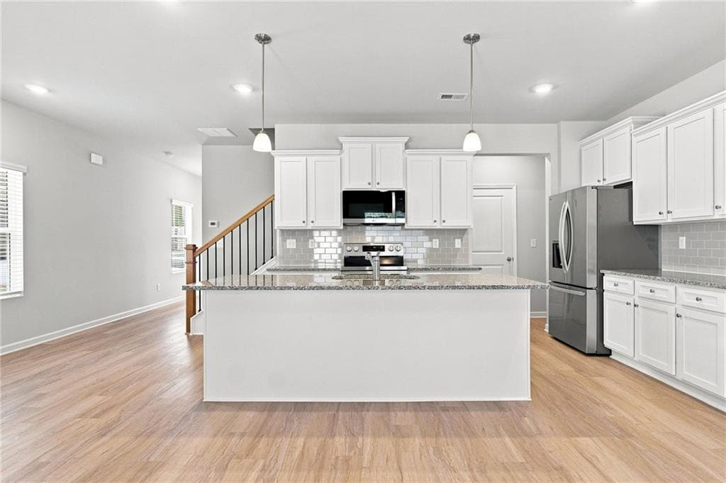 4 bedroom, 3 bathroom, 1,805 sq ft townhouse for rent at 387 Lanier Circle, Woodstock, GA 30189 for $2,400 a month — photo 8