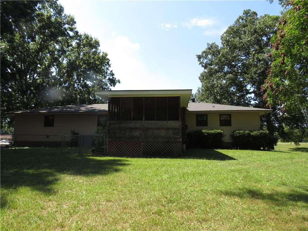 2 bedroom, 2 bathroom, 1,835 sq ft single family residence for sale at 30 Rome Rd SW, Cave Spring, GA 30124 — photo 4